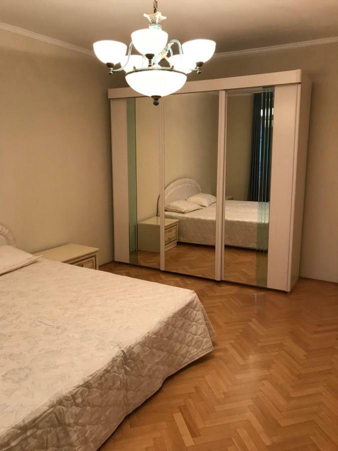 Gabor Pal 1 Apartman 2 Szoba Dunafoldvar Extérieur photo