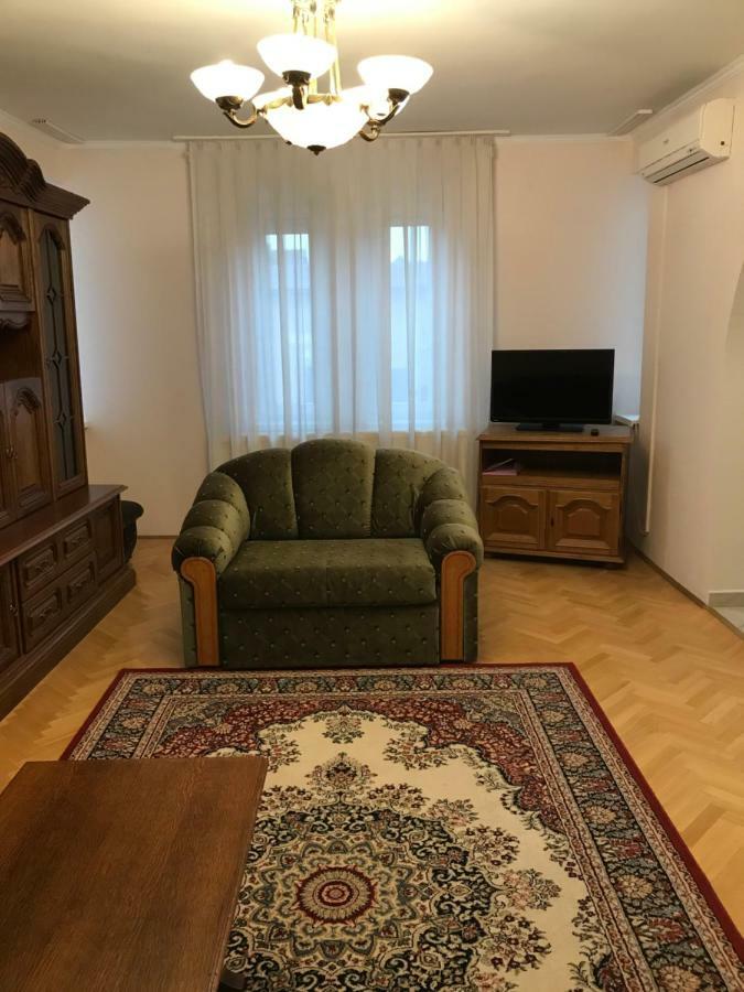 Gabor Pal 1 Apartman 2 Szoba Dunafoldvar Extérieur photo